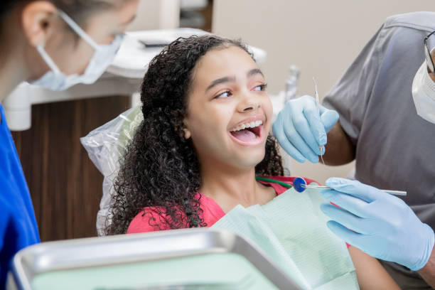 Best Emergency Treatment for Oral Infections in Naples Manor, FL